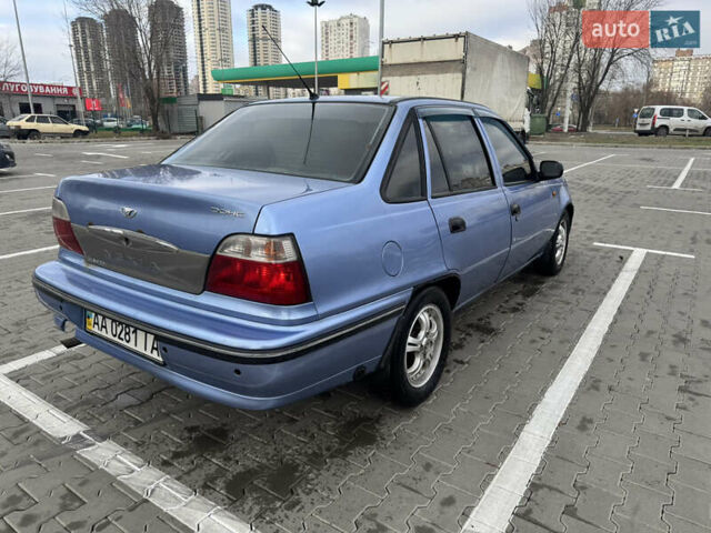 Синий Дэу Нексия, объемом двигателя 1.5 л и пробегом 271 тыс. км за 1100 $, фото 5 на Automoto.ua