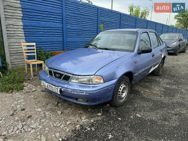 Синий Дэу Нексия, объемом двигателя 1.5 л и пробегом 130 тыс. км за 750 $, фото 3 на Automoto.ua