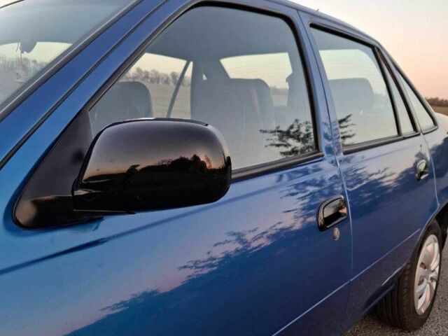 Синий Дэу Нексия, объемом двигателя 1.5 л и пробегом 117 тыс. км за 2500 $, фото 12 на Automoto.ua