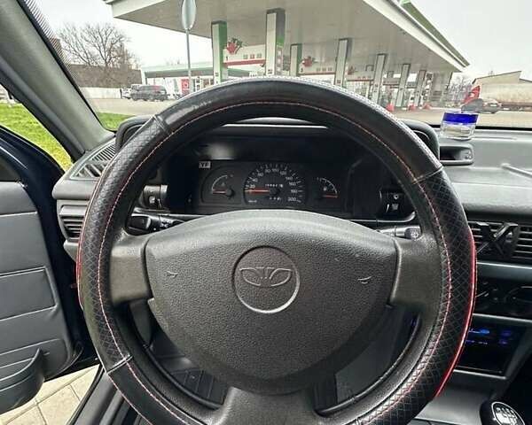 Синий Дэу Нексия, объемом двигателя 1.5 л и пробегом 90 тыс. км за 2800 $, фото 7 на Automoto.ua