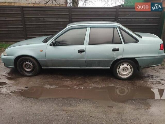 Синий Дэу Нексия, объемом двигателя 1.5 л и пробегом 200 тыс. км за 1250 $, фото 5 на Automoto.ua