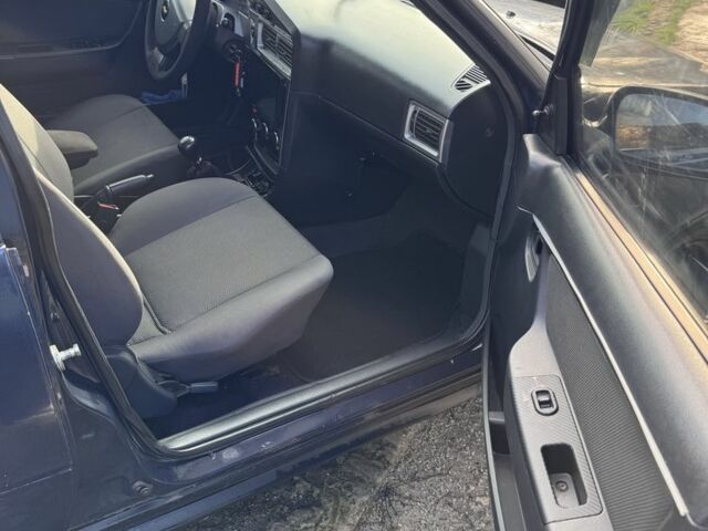 Синій Деу Нексія, об'ємом двигуна 1.5 л та пробігом 150 тис. км за 1700 $, фото 14 на Automoto.ua