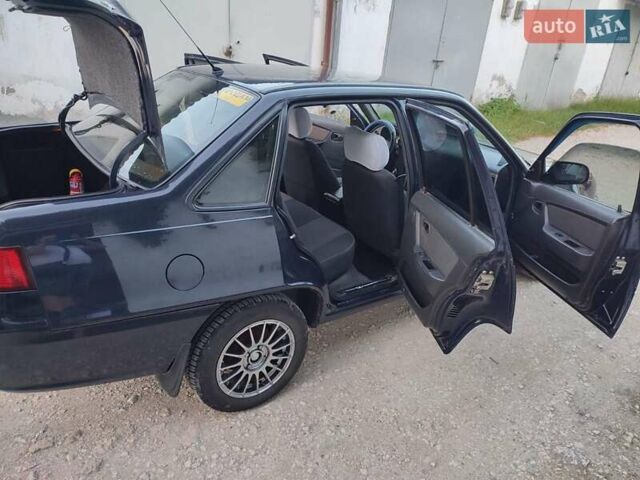 Синій Деу Нексія, об'ємом двигуна 1.5 л та пробігом 150 тис. км за 2222 $, фото 6 на Automoto.ua