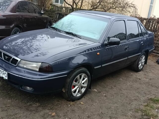 Синий Дэу Нексия, объемом двигателя 1.5 л и пробегом 106 тыс. км за 1800 $, фото 1 на Automoto.ua