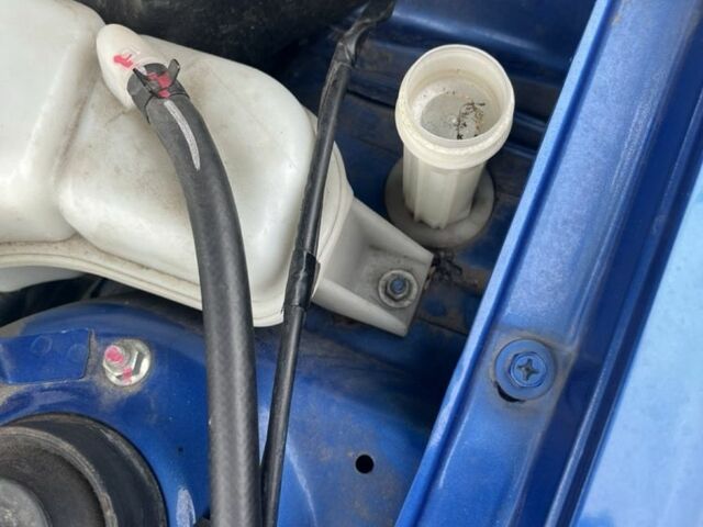 Синій Деу Нексія, об'ємом двигуна 0 л та пробігом 67 тис. км за 3400 $, фото 4 на Automoto.ua