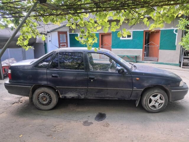 Синий Дэу Нексия, объемом двигателя 1.5 л и пробегом 90 тыс. км за 1800 $, фото 3 на Automoto.ua