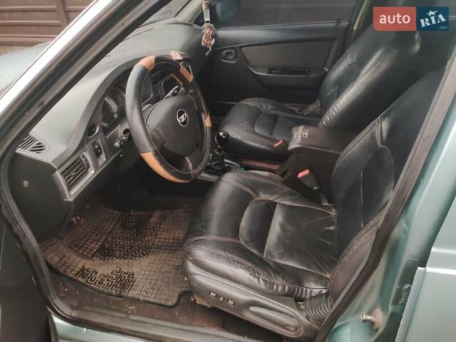 Синий Дэу Нексия, объемом двигателя 1.5 л и пробегом 200 тыс. км за 1250 $, фото 4 на Automoto.ua