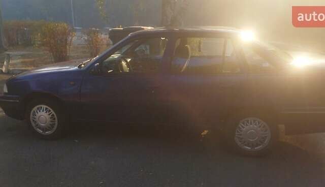Синий Дэу Нексия, объемом двигателя 1.5 л и пробегом 260 тыс. км за 1700 $, фото 4 на Automoto.ua
