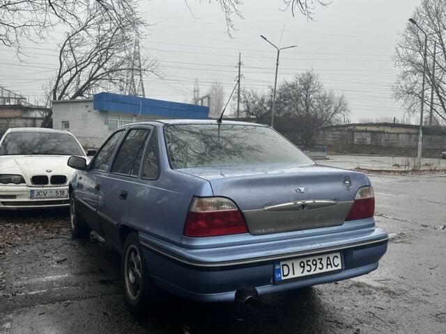 Синій Деу Нексія, об'ємом двигуна 1.5 л та пробігом 290 тис. км за 700 $, фото 3 на Automoto.ua