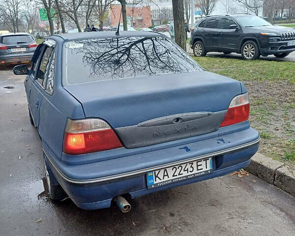 Синий Дэу Нексия, объемом двигателя 1.5 л и пробегом 350 тыс. км за 1540 $, фото 2 на Automoto.ua