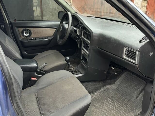 Синий Дэу Нексия, объемом двигателя 1.5 л и пробегом 777 тыс. км за 1750 $, фото 5 на Automoto.ua