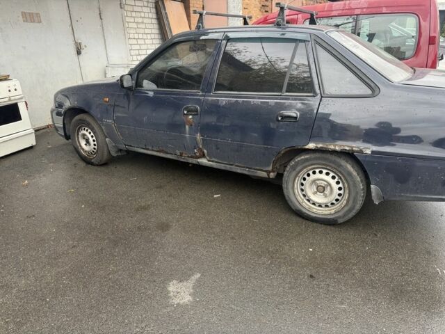 Дэу Нексия 2008 в Киеве на Automoto.ua Синий Дэу Нексия, объемом двигателя 1.5 л и пробегом 250 тыс. км за 700 $, фото 3 на Automoto.ua