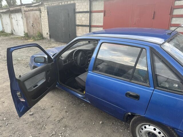 Синій Деу Нексія, об'ємом двигуна 0 л та пробігом 125 тис. км за 1650 $, фото 6 на Automoto.ua