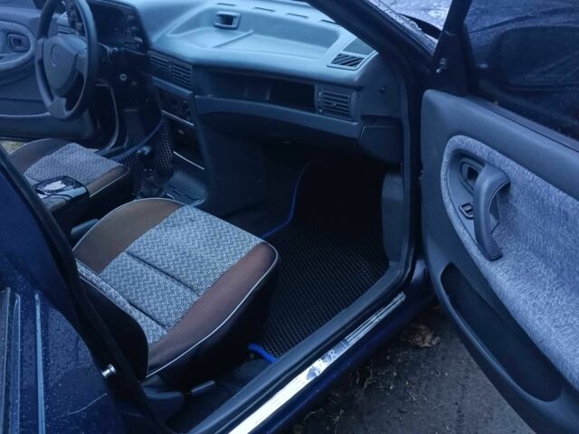 Синий Дэу Нексия, объемом двигателя 1.5 л и пробегом 106 тыс. км за 1800 $, фото 6 на Automoto.ua