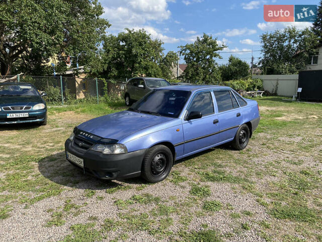 Синій Деу Нексія, об'ємом двигуна 1.5 л та пробігом 193 тис. км за 1800 $, фото 6 на Automoto.ua