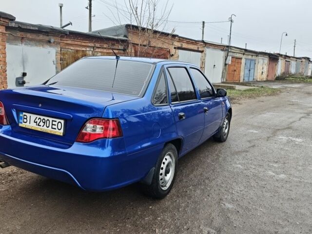 Синий Дэу Нексия, объемом двигателя 1.5 л и пробегом 146 тыс. км за 3000 $, фото 3 на Automoto.ua