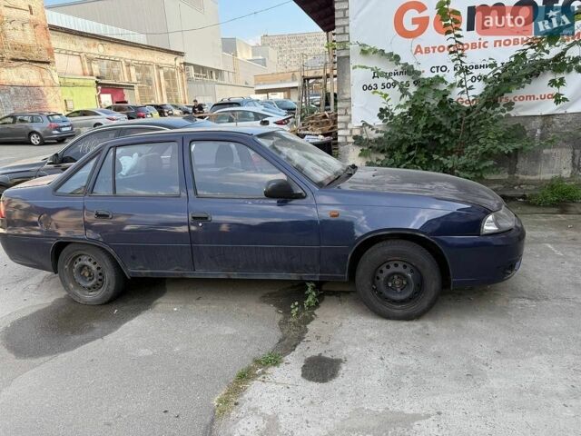Синий Дэу Нексия, объемом двигателя 1.5 л и пробегом 180 тыс. км за 900 $, фото 2 на Automoto.ua