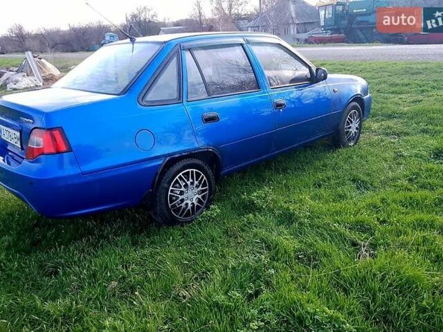 Синий Дэу Нексия, объемом двигателя 1.5 л и пробегом 250 тыс. км за 1200 $, фото 8 на Automoto.ua