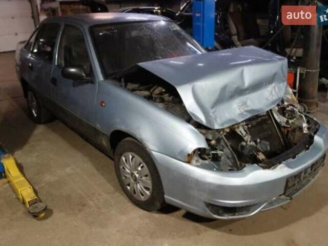 Синій Деу Нексія, об'ємом двигуна 1.5 л та пробігом 150 тис. км за 1400 $, фото 2 на Automoto.ua