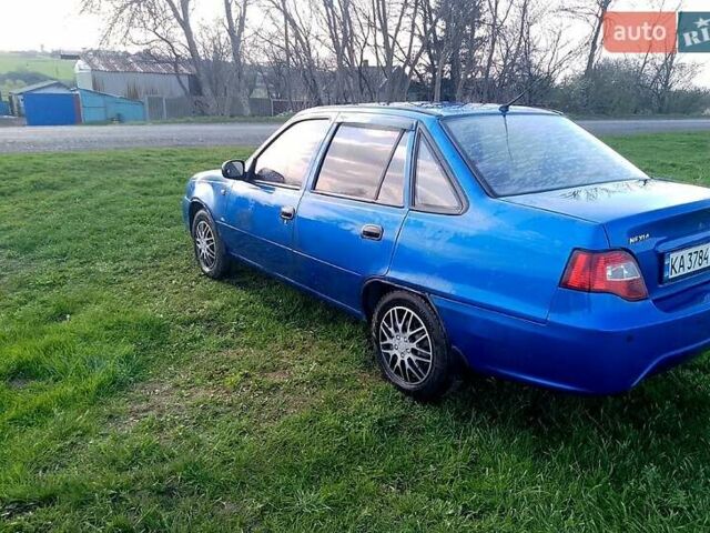 Синий Дэу Нексия, объемом двигателя 1.5 л и пробегом 250 тыс. км за 1200 $, фото 2 на Automoto.ua