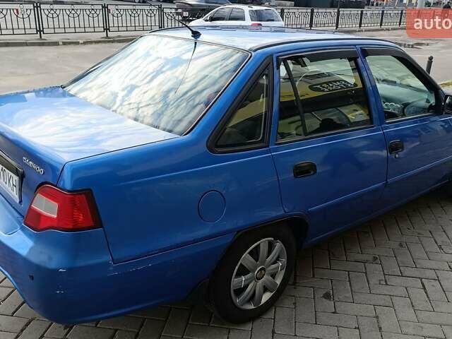 Синий Дэу Нексия, объемом двигателя 1.6 л и пробегом 184 тыс. км за 2850 $, фото 7 на Automoto.ua