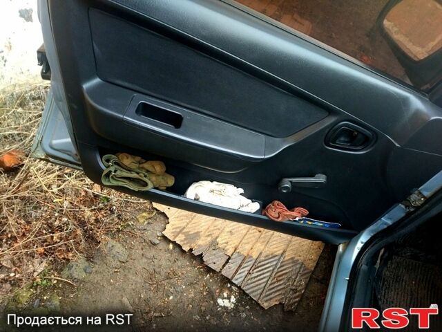 Синий Дэу Нексия, объемом двигателя 1.5 л и пробегом 340 тыс. км за 1700 $, фото 8 на Automoto.ua