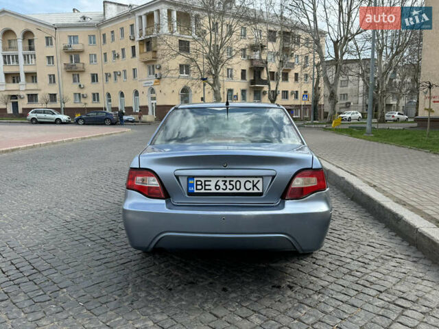 Синий Дэу Нексия, объемом двигателя 1.6 л и пробегом 180 тыс. км за 2500 $, фото 5 на Automoto.ua