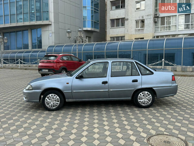 Синій Деу Нексія, об'ємом двигуна 1.6 л та пробігом 200 тис. км за 2300 $, фото 2 на Automoto.ua