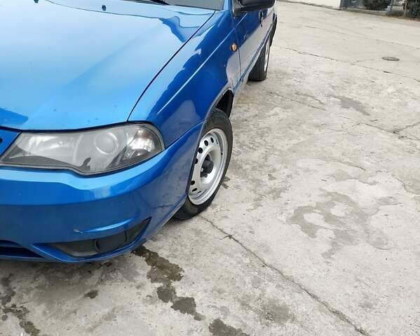 Синий Дэу Нексия, объемом двигателя 1.5 л и пробегом 140 тыс. км за 2500 $, фото 5 на Automoto.ua