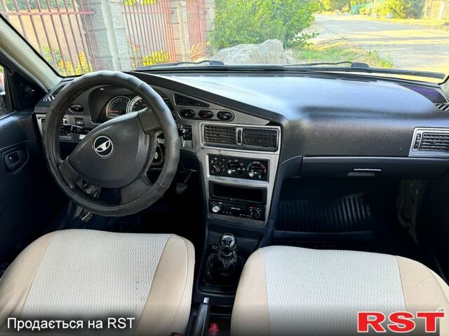 Синій Деу Нексія, об'ємом двигуна 1.6 л та пробігом 200 тис. км за 2400 $, фото 6 на Automoto.ua