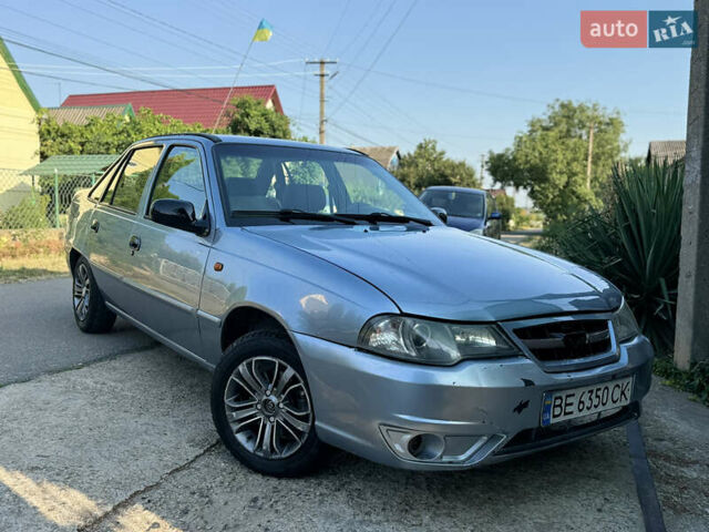Синий Дэу Нексия, объемом двигателя 1.6 л и пробегом 200 тыс. км за 2200 $, фото 9 на Automoto.ua