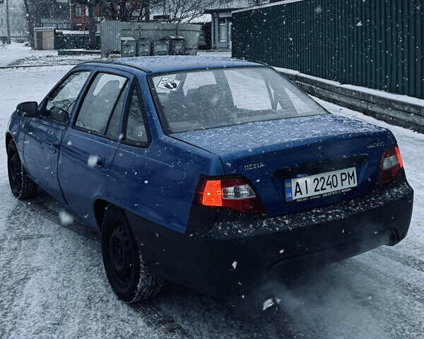 Синій Деу Нексія, об'ємом двигуна 1.5 л та пробігом 220 тис. км за 1600 $, фото 4 на Automoto.ua