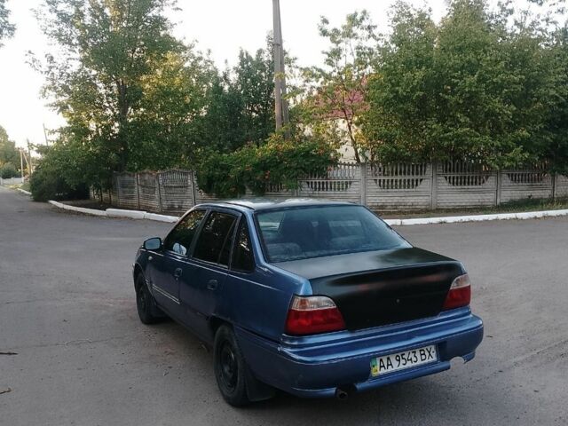 Синий Дэу Нексия, объемом двигателя 2 л и пробегом 22 тыс. км за 899 $, фото 3 на Automoto.ua