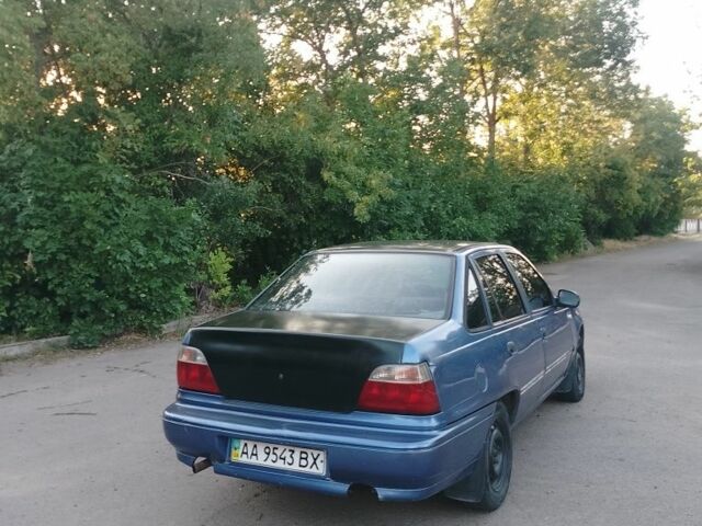 Синий Дэу Нексия, объемом двигателя 2 л и пробегом 22 тыс. км за 899 $, фото 1 на Automoto.ua