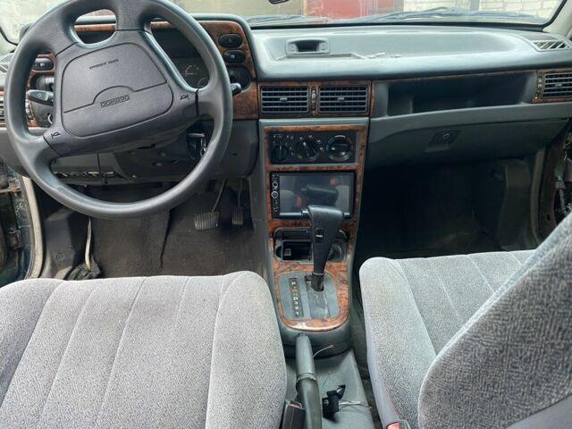 Зеленый Дэу Нексия, объемом двигателя 1.5 л и пробегом 208 тыс. км за 1300 $, фото 5 на Automoto.ua