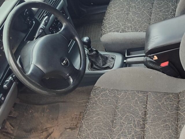 Зелений Деу Нексія, об'ємом двигуна 1 л та пробігом 350 тис. км за 854 $, фото 4 на Automoto.ua