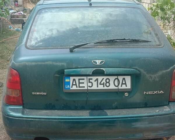 Зеленый Дэу Нексия, объемом двигателя 1.5 л и пробегом 141 тыс. км за 1050 $, фото 1 на Automoto.ua