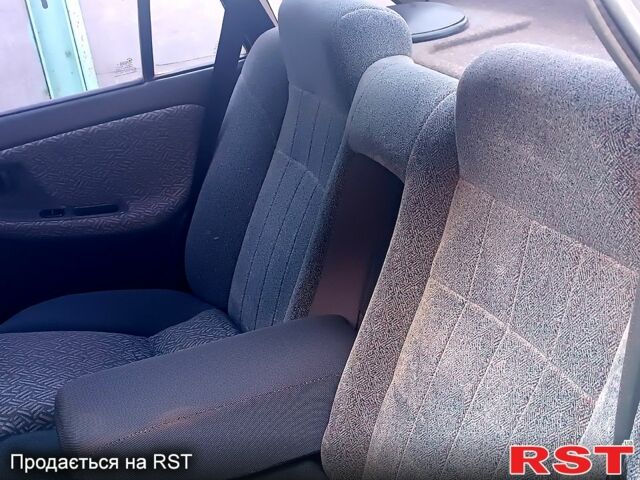 Зеленый Дэу Нексия, объемом двигателя 1.5 л и пробегом 331 тыс. км за 2300 $, фото 4 на Automoto.ua