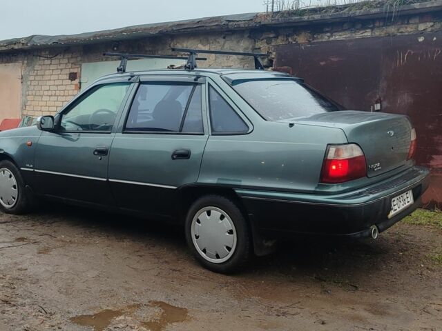 Зелений Деу Нексія, об'ємом двигуна 1 л та пробігом 350 тис. км за 854 $, фото 3 на Automoto.ua