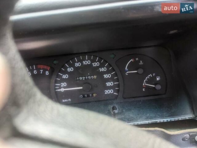 Зеленый Дэу Нексия, объемом двигателя 1.5 л и пробегом 192 тыс. км за 1000 $, фото 1 на Automoto.ua