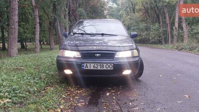 Зеленый Дэу Нексия, объемом двигателя 1.5 л и пробегом 330 тыс. км за 1200 $, фото 1 на Automoto.ua
