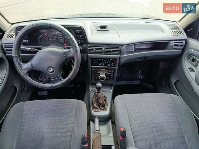 Зеленый Дэу Нексия, объемом двигателя 1.5 л и пробегом 119 тыс. км за 1799 $, фото 27 на Automoto.ua