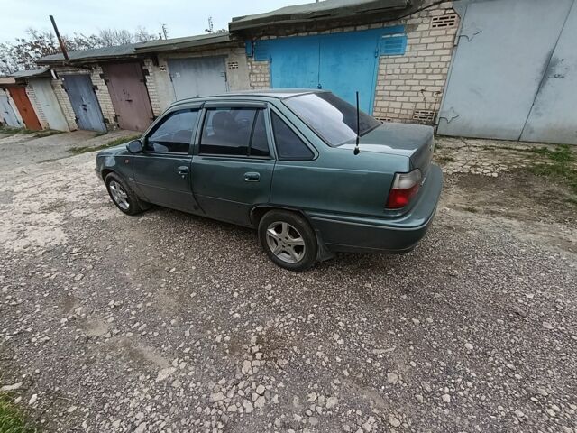 Зеленый Дэу Нексия, объемом двигателя 1.5 л и пробегом 119 тыс. км за 1300 $, фото 13 на Automoto.ua