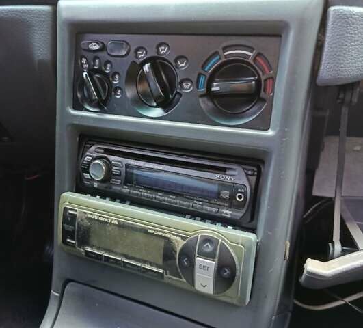Зелений Деу Нексія, об'ємом двигуна 0 л та пробігом 320 тис. км за 970 $, фото 3 на Automoto.ua
