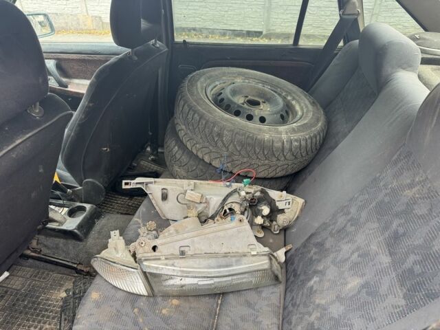 Зелений Деу Нексія, об'ємом двигуна 1.5 л та пробігом 300 тис. км за 450 $, фото 9 на Automoto.ua