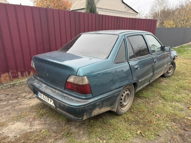 Зелений Деу Нексія, об'ємом двигуна 1.5 л та пробігом 300 тис. км за 450 $, фото 2 на Automoto.ua
