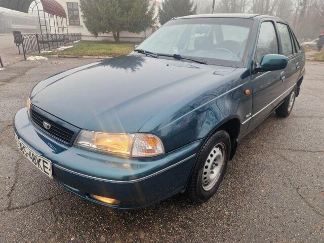 Зеленый Дэу Нексия, объемом двигателя 1.6 л и пробегом 124 тыс. км за 2500 $, фото 1 на Automoto.ua