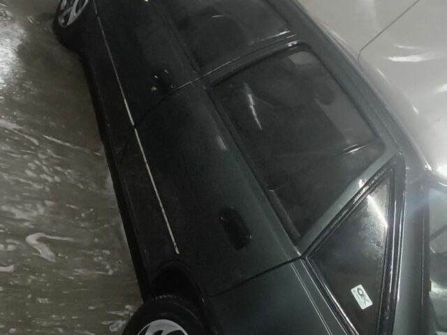 Зеленый Дэу Нексия, объемом двигателя 1.5 л и пробегом 291 тыс. км за 1300 $, фото 2 на Automoto.ua