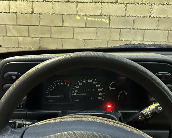 Зеленый Дэу Нексия, объемом двигателя 1.5 л и пробегом 169 тыс. км за 900 $, фото 10 на Automoto.ua