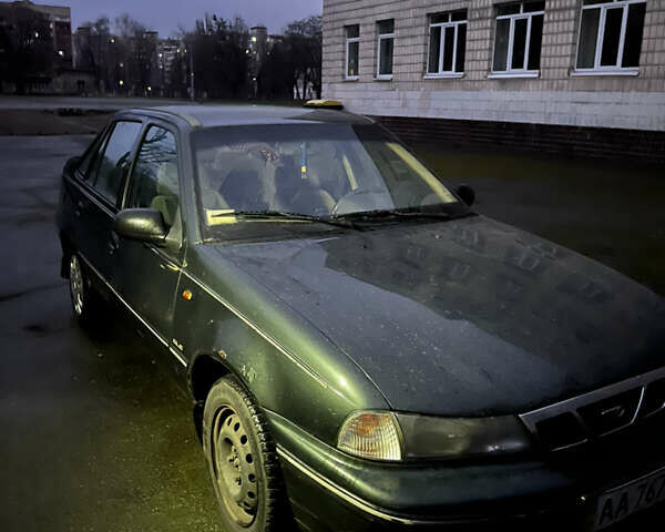 Зеленый Дэу Нексия, объемом двигателя 1.5 л и пробегом 169 тыс. км за 900 $, фото 7 на Automoto.ua